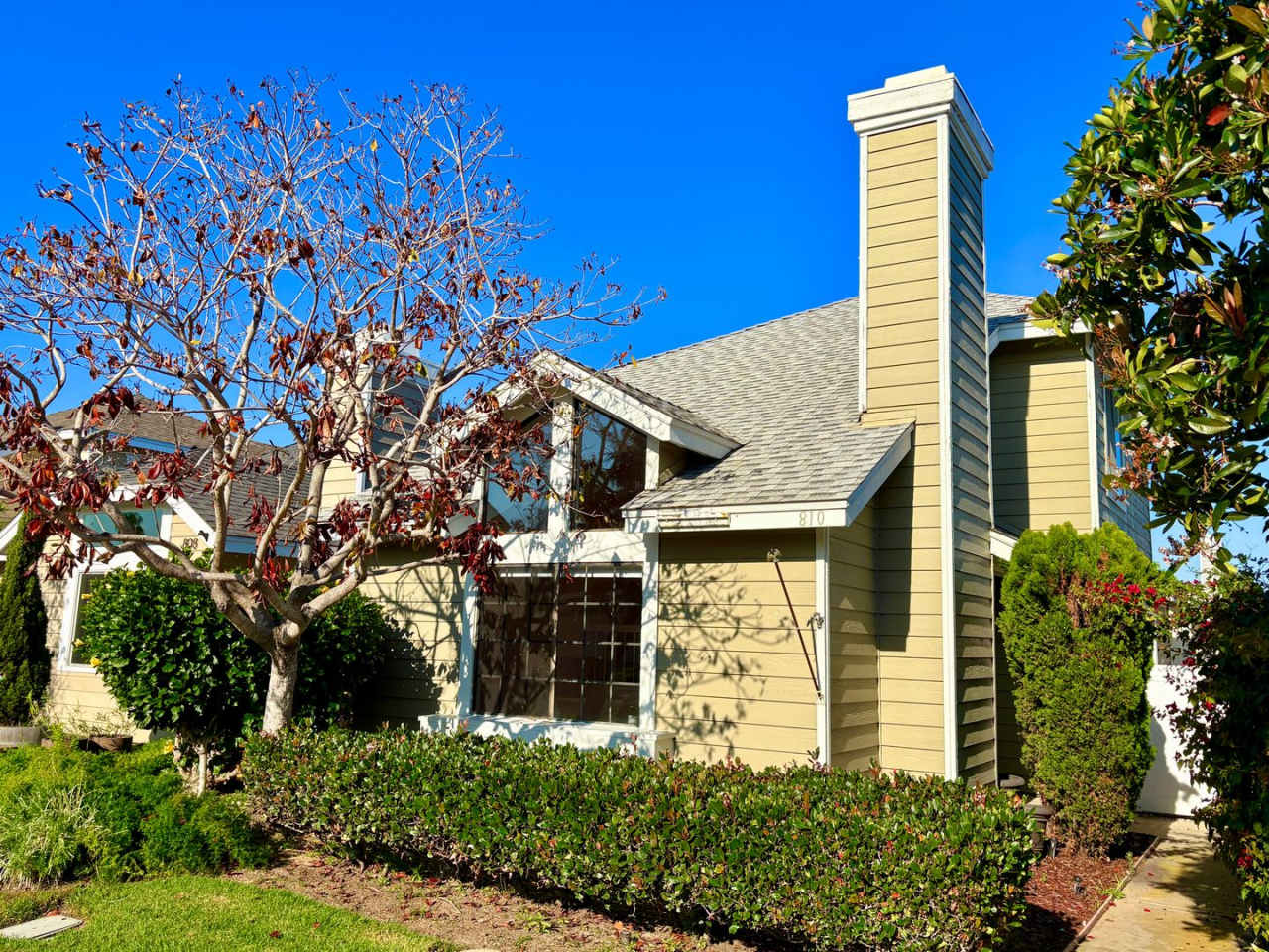 Beautiful Home in Gated Community - Near Beach - Off Poinsettia Carlsbad