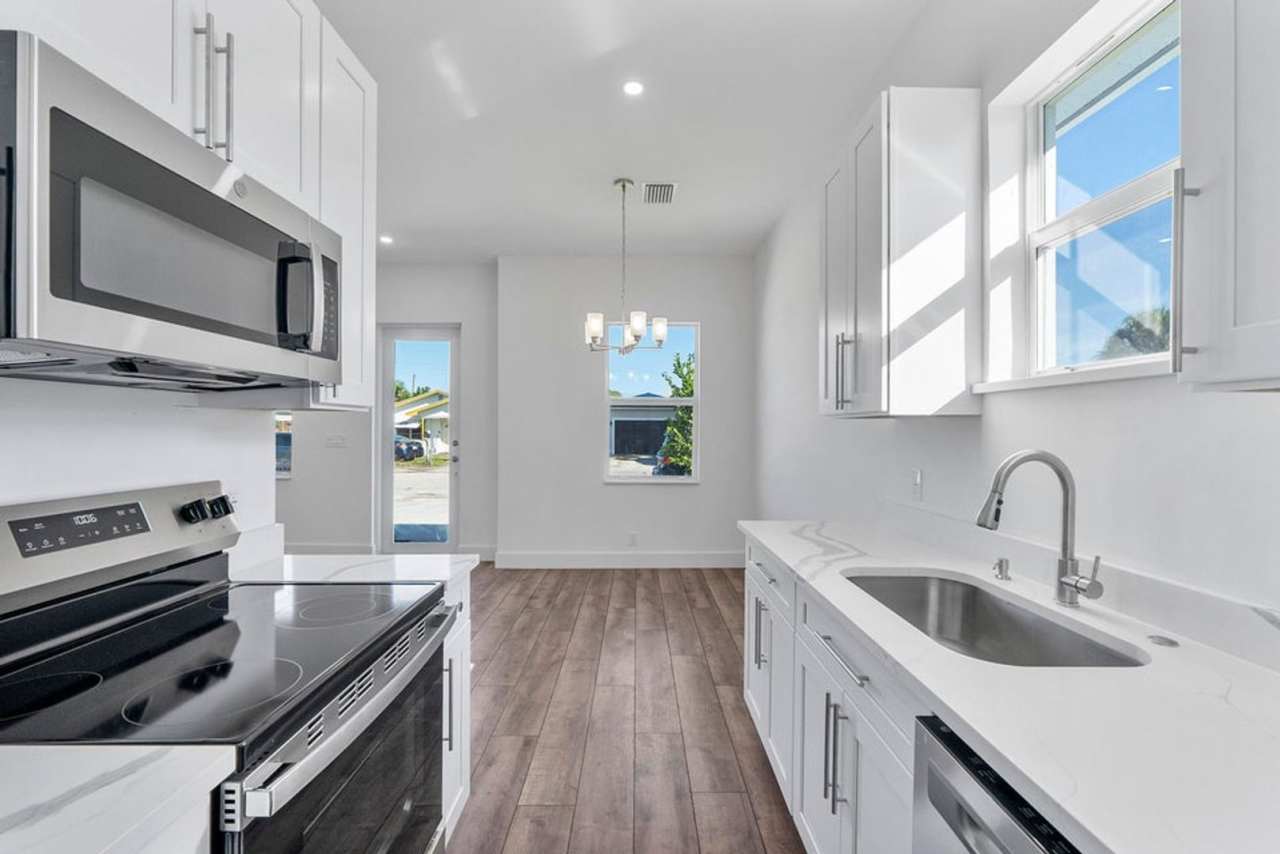 1573 W 16th Street, Riviera Beach, FL 33404