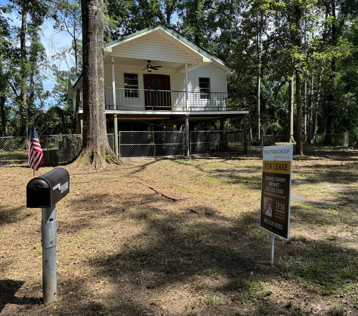 Beautiful Camp Style Home For Lease In Denham Springs