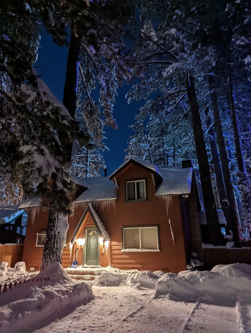 Pet friendly 4Bd home for a seasonal lease! Available now. Call me today