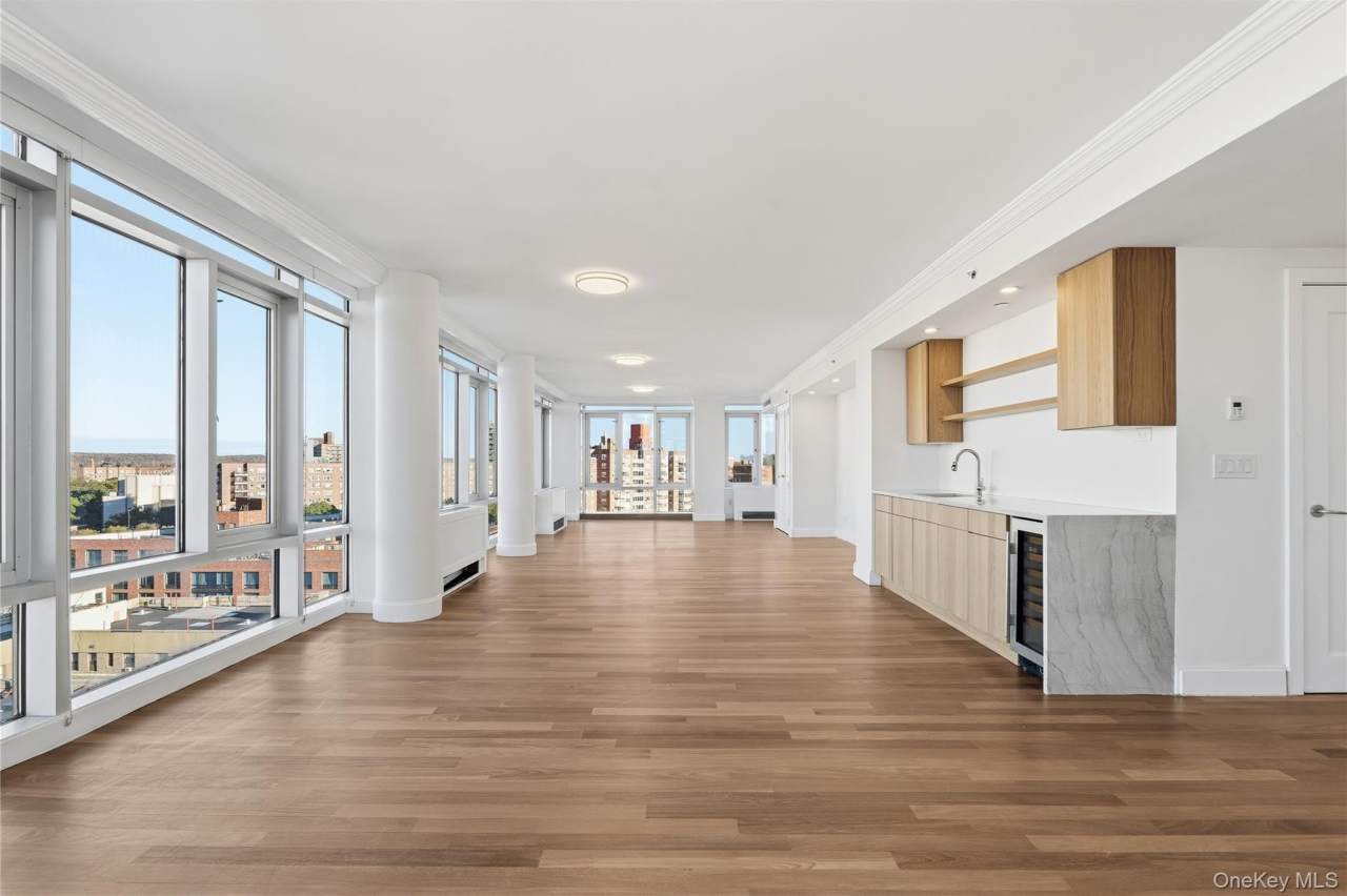 3220 Arlington Avenue unit: 14Ab