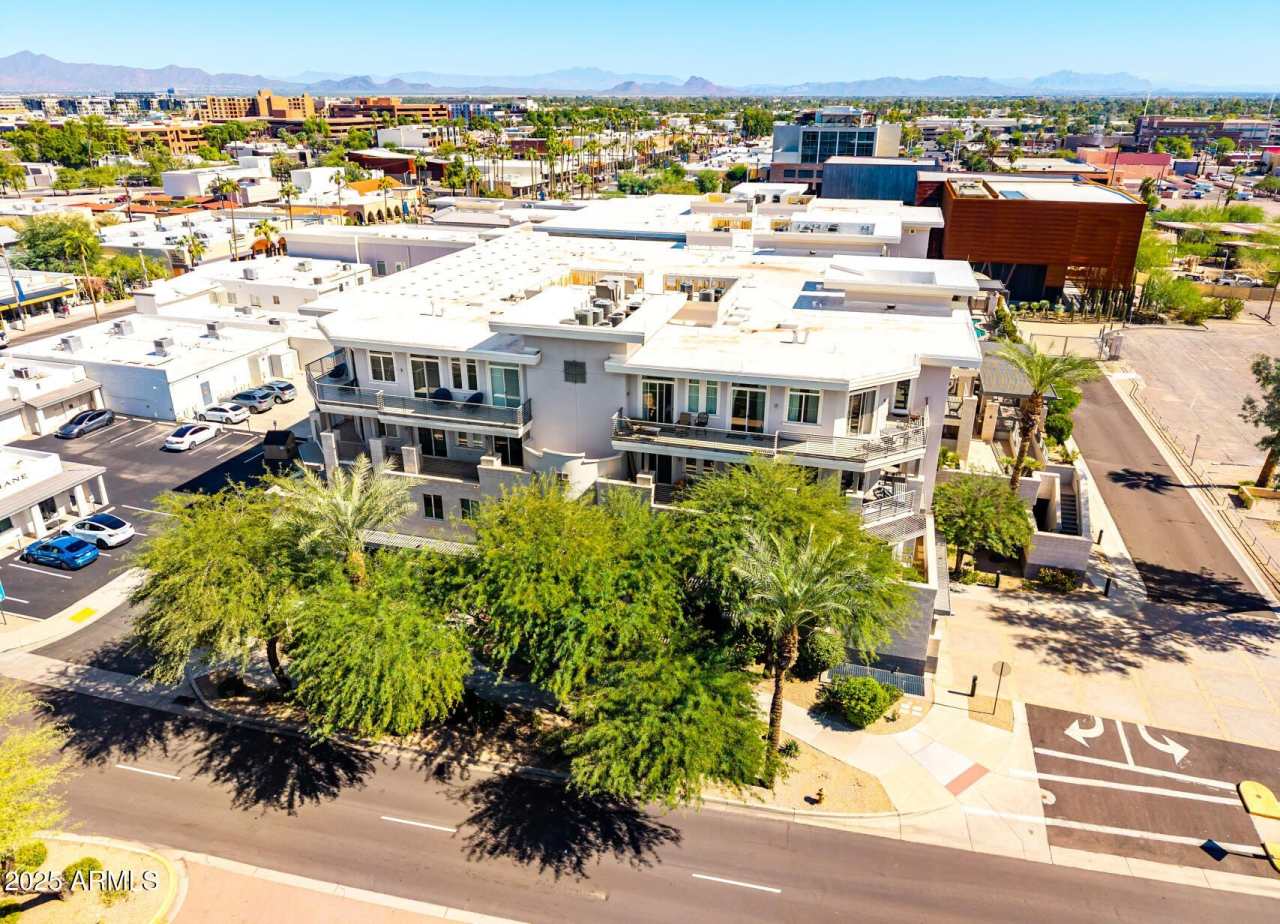 3801 N GOLDWATER Boulevard