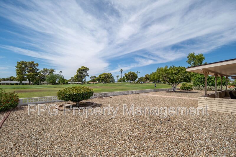 9605 W Briarwood Cir