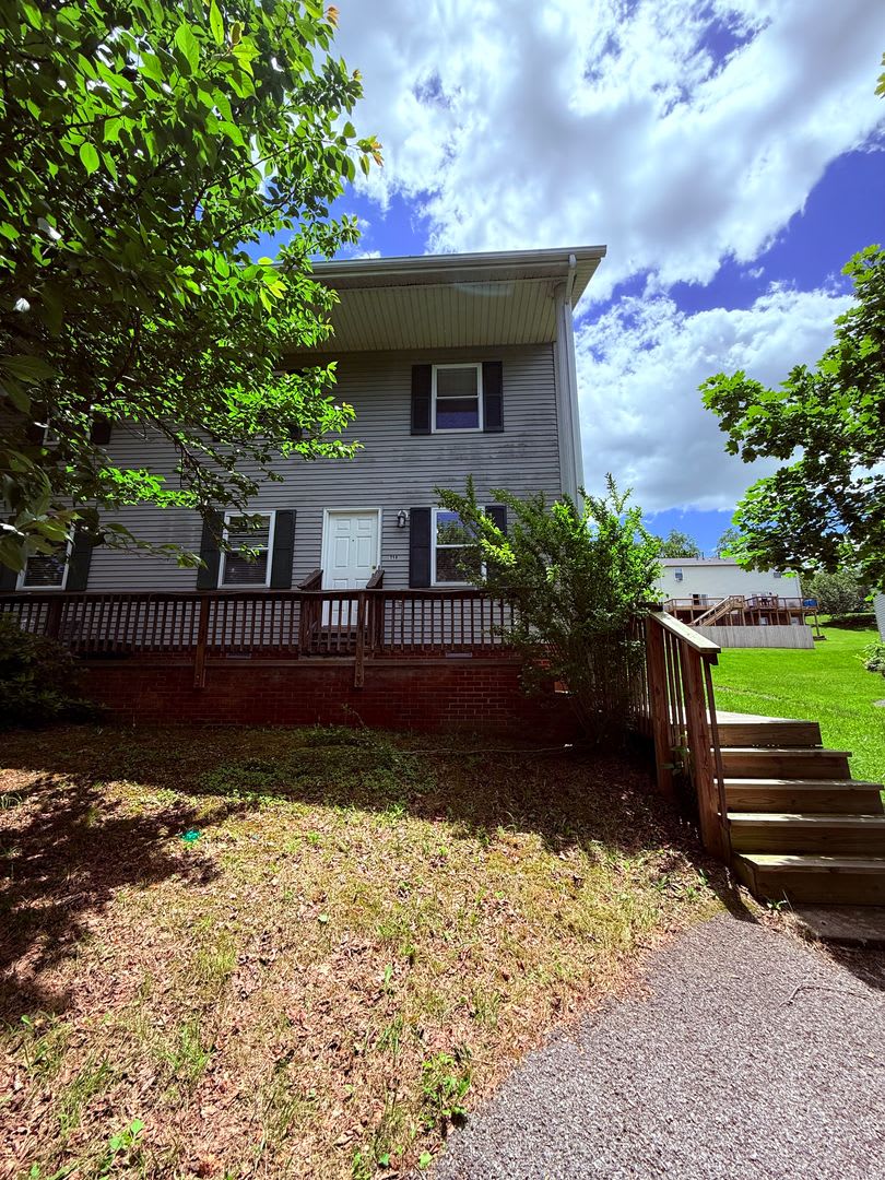 3 Bedroom, 2.5 Bath Townhouse