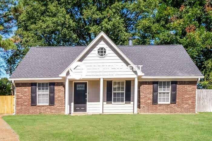 2813 Arbor Lane Cove