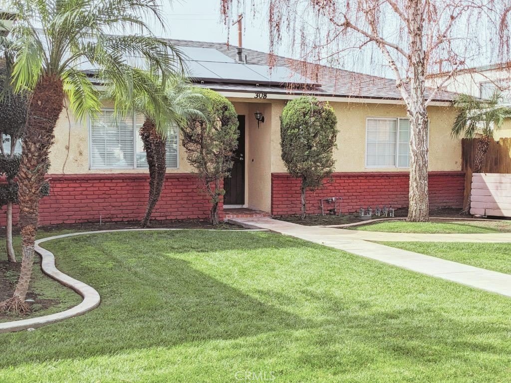 308 W Artesia Street