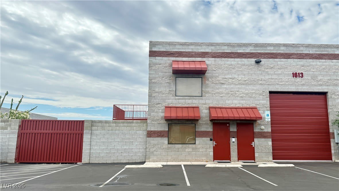1613 Carse Drive