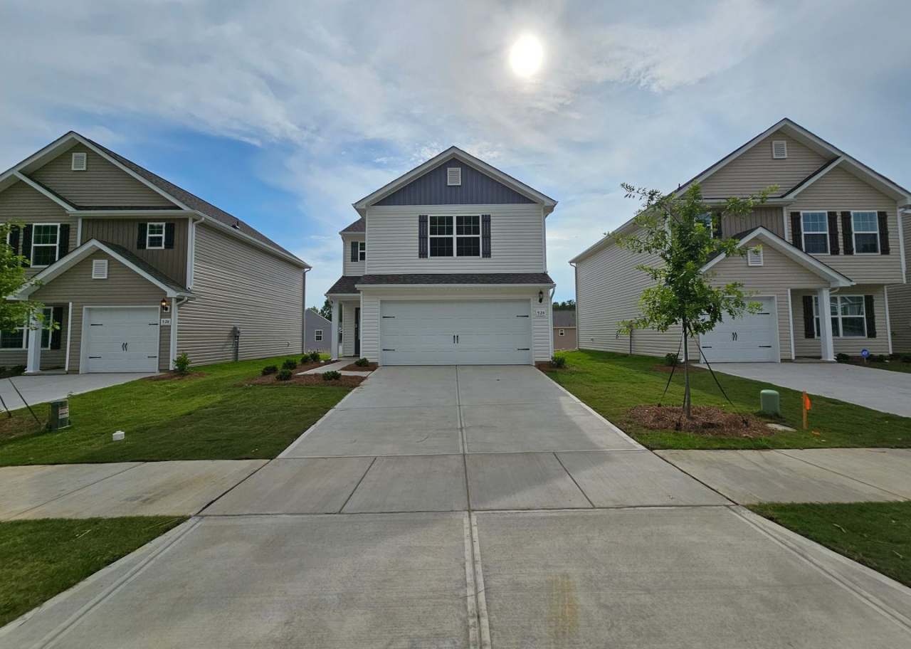 Brand New 3BR Home Minutes from the Airport