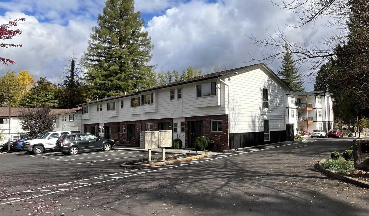 5989 Southeast Harmony Road