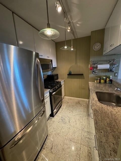 4 Martine Avenue unit: 1402