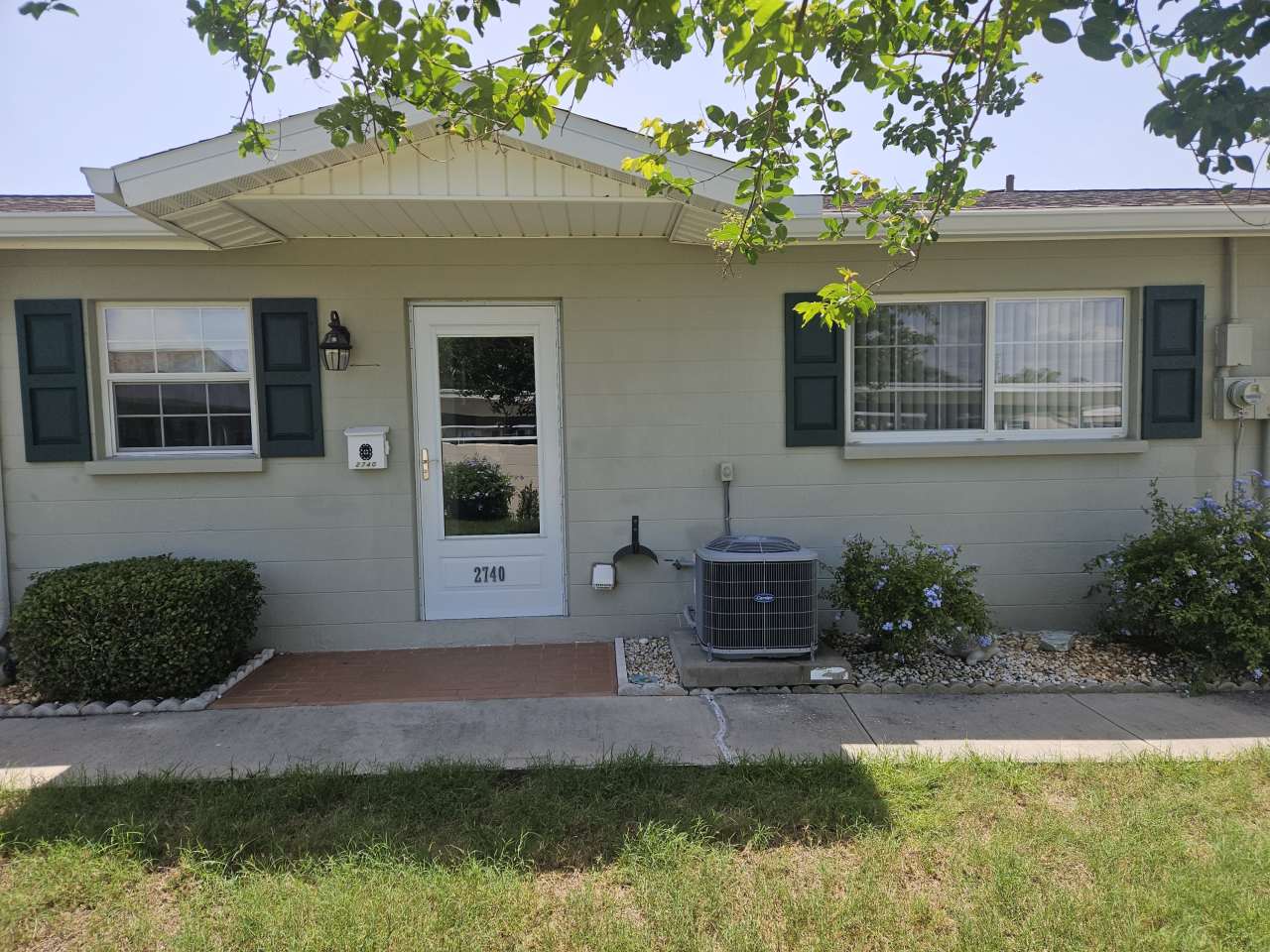 2740 Golf Course Drive - 1