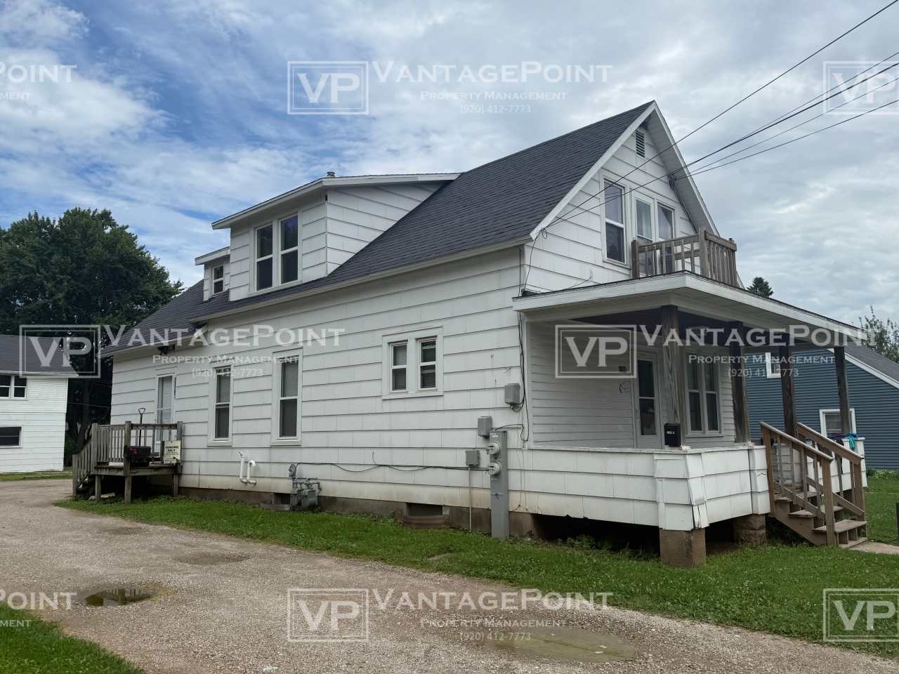 1284 Elmore Street - Upper