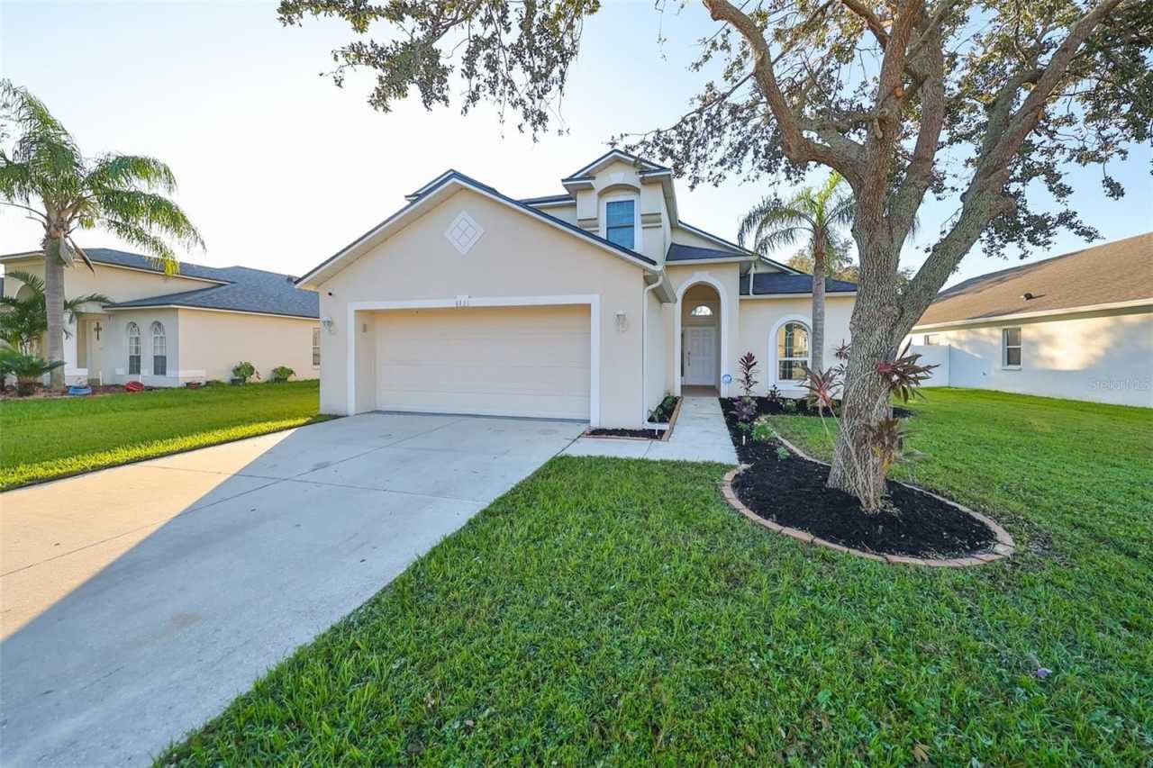 8111 TAR HOLLOW DRIVE