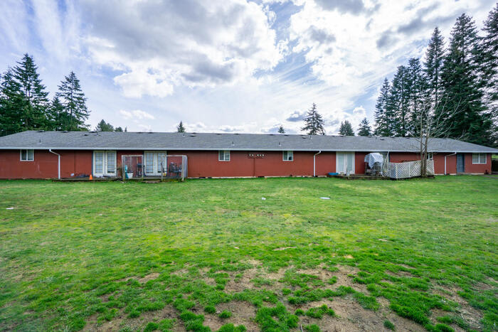 910 Northeast 106th Avenue