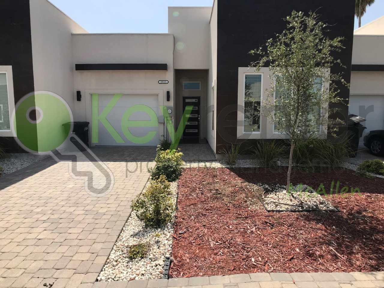 3 Bed/2 Bath Townhome in Mcallen TX
