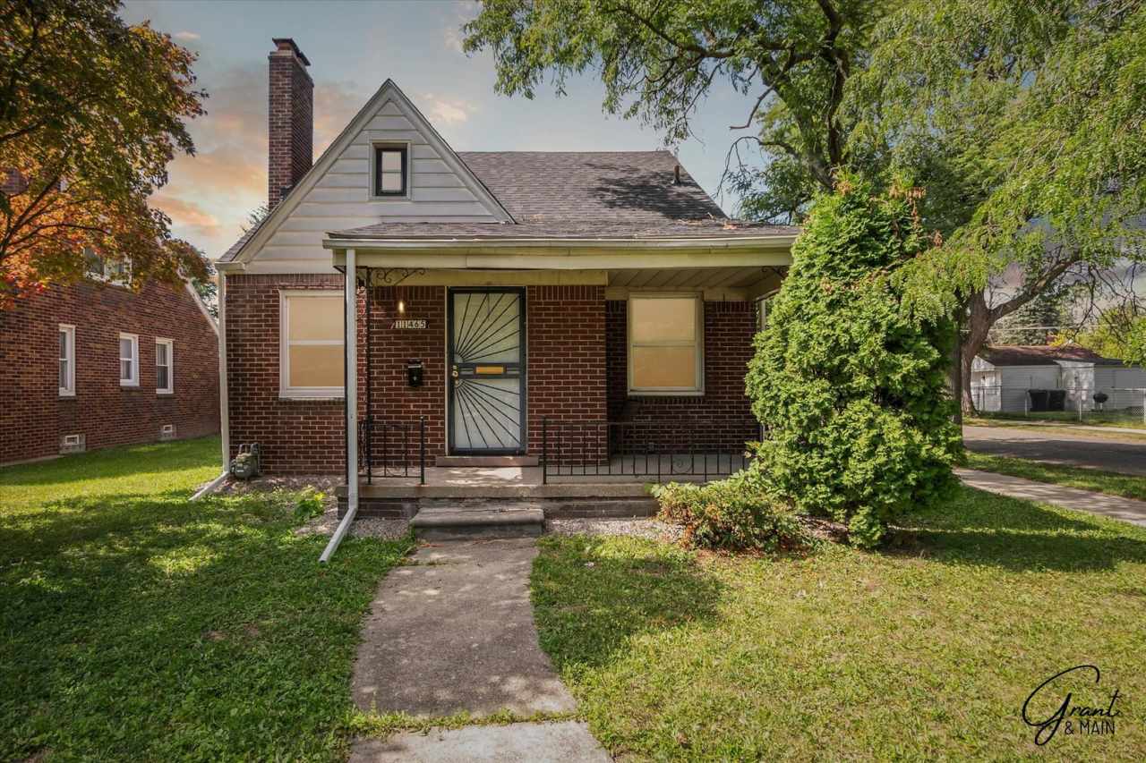 $1,300/month - 3 Bed 1 Bath Single Family Home in Detroit