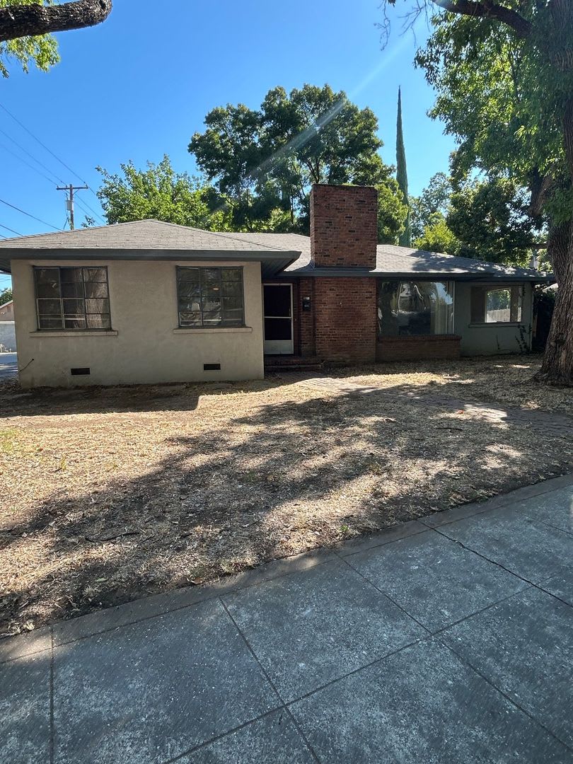 1020 Warner St / Reserve Now for Fall 2026