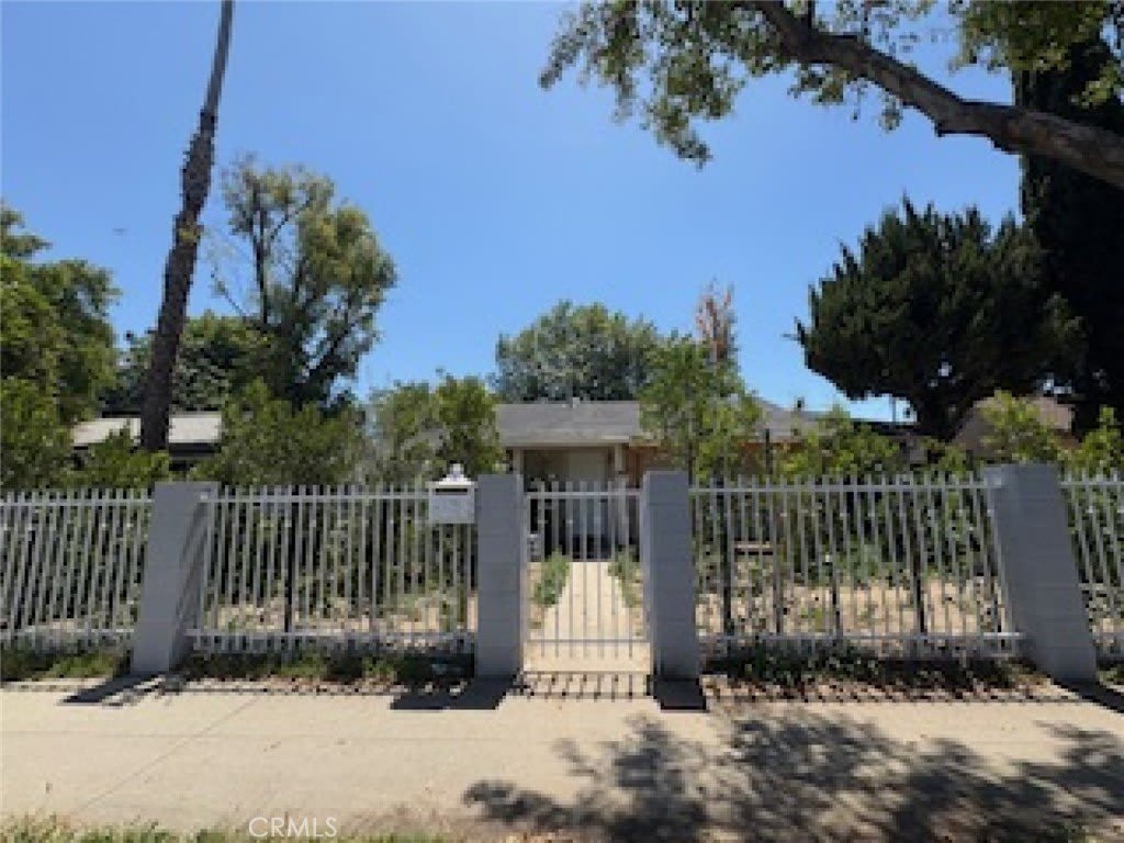 17530 Saticoy Street