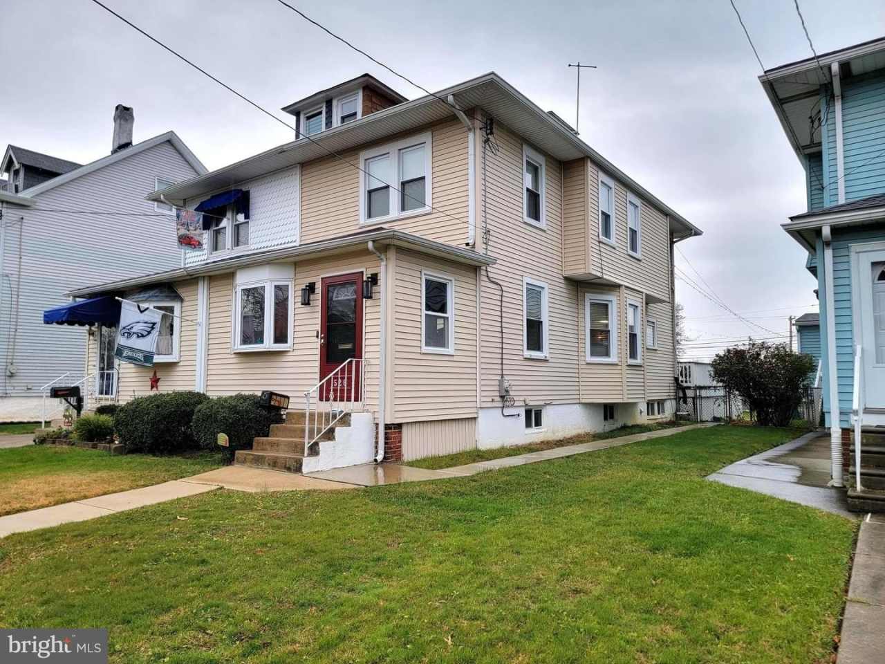 526 DELAWARE AVE