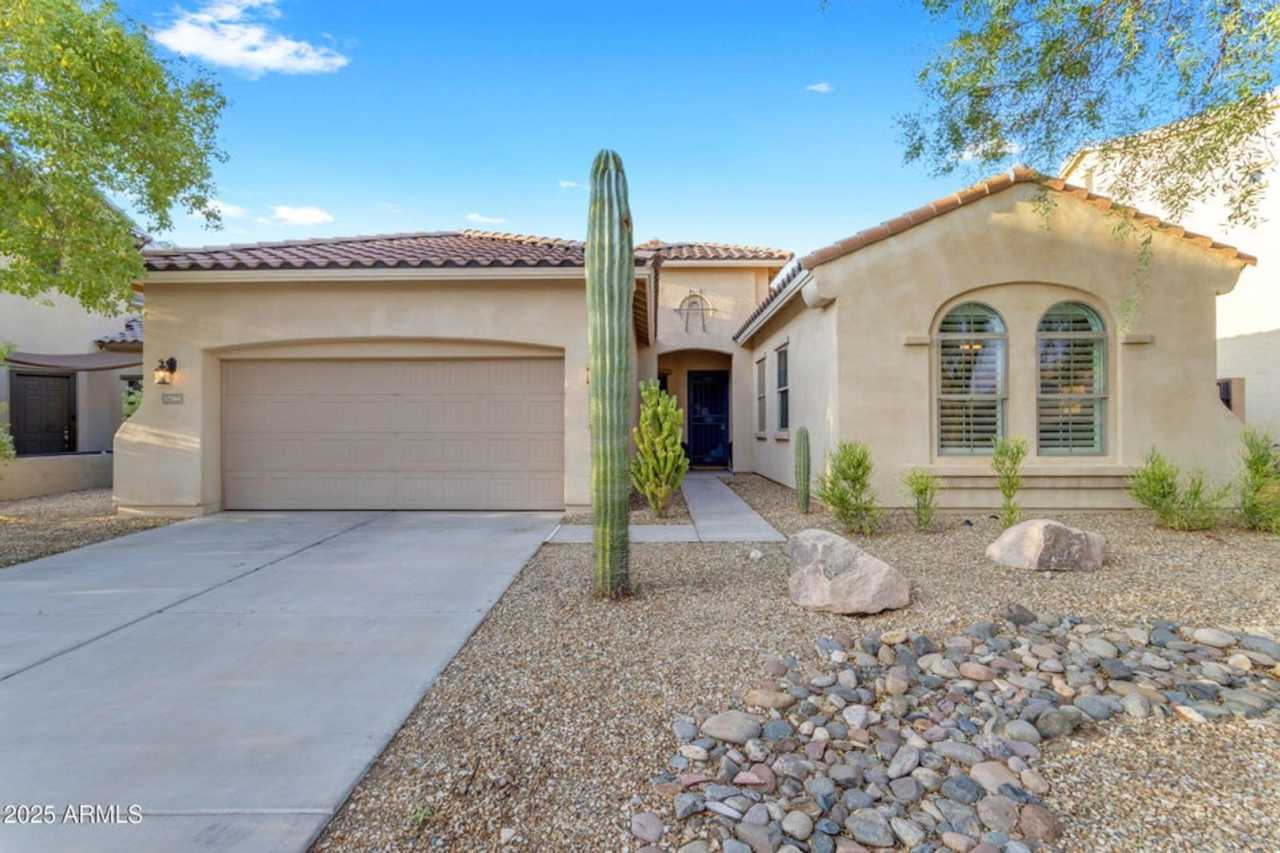 Private Pool, SOLAR, and Estrella Mountain Ranch amenities!