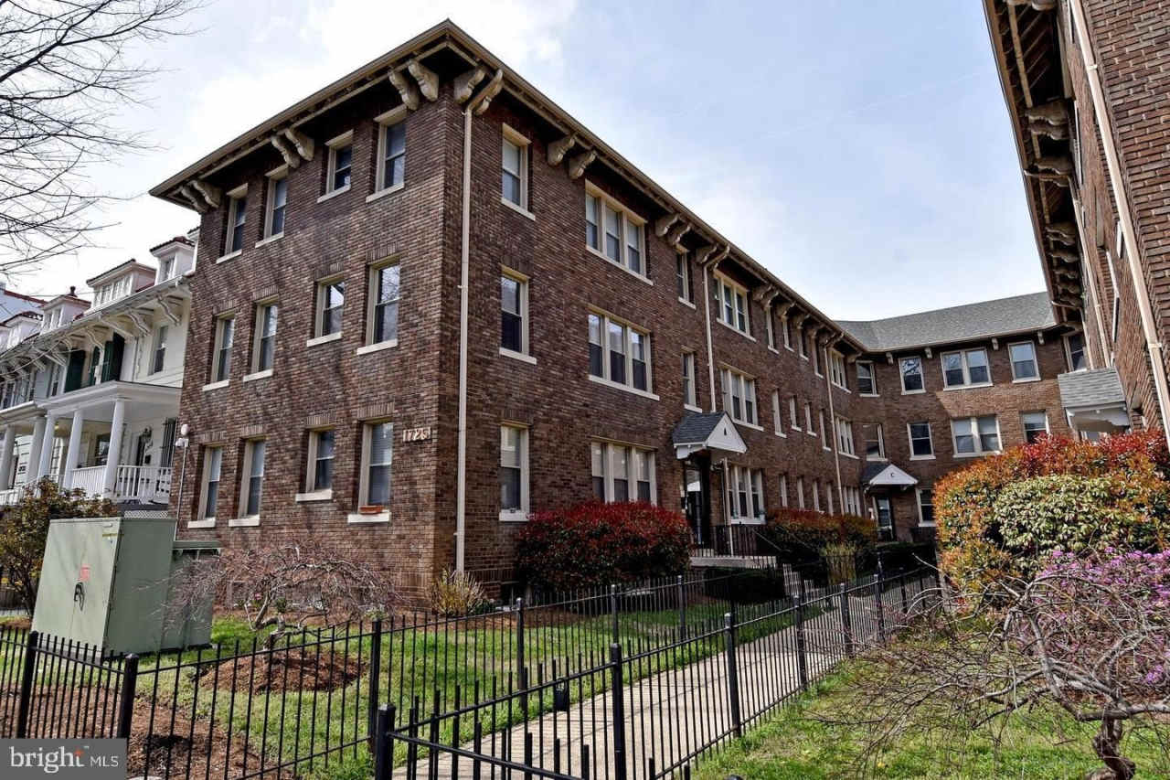 1725 LANIER Place NW unit: 9C