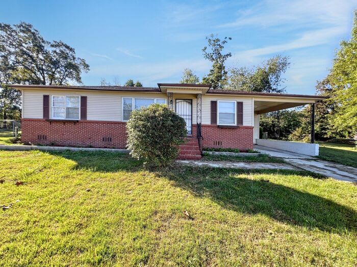 807 27th Avenue Northeast