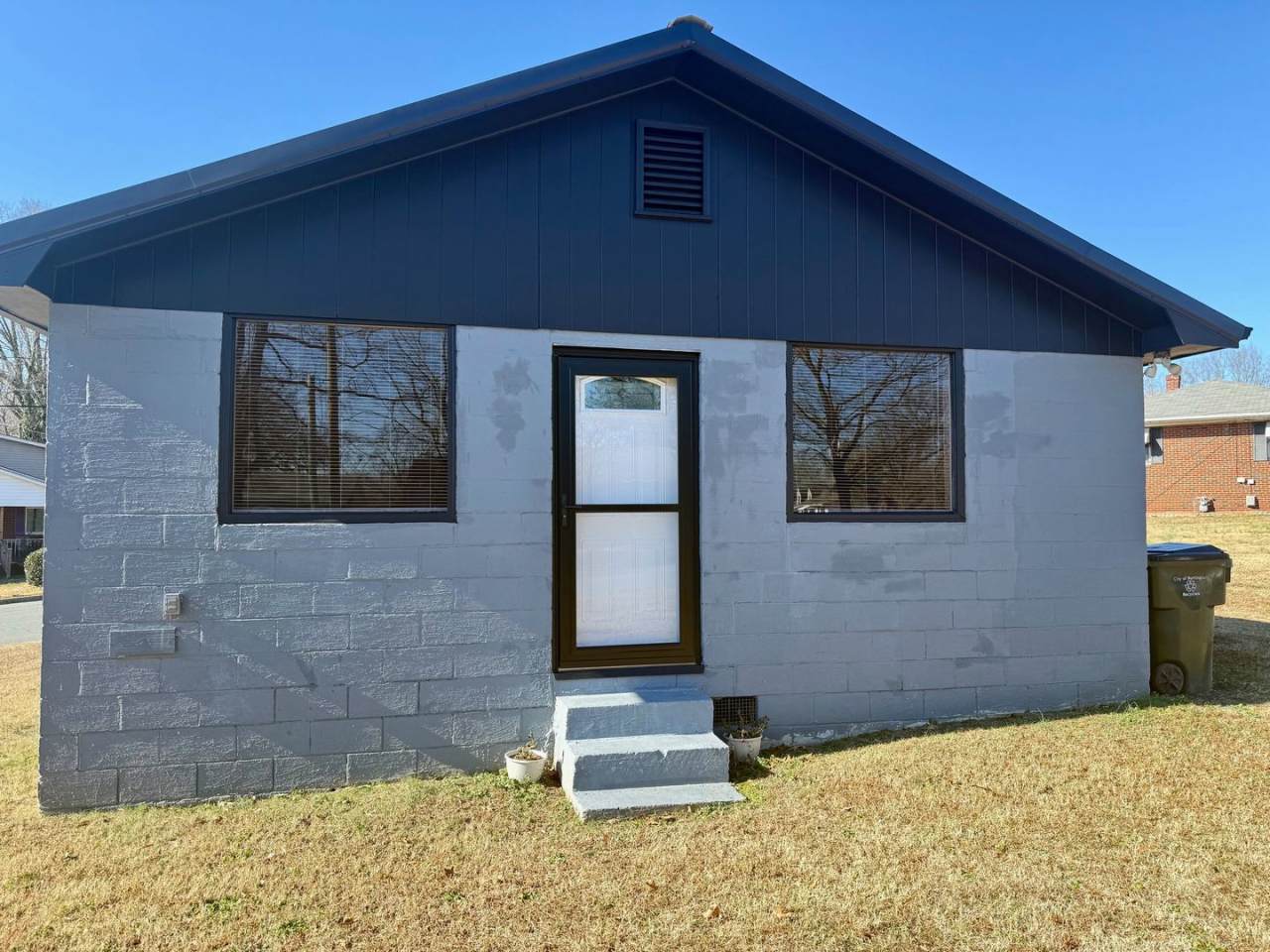 One bedroom, one bath house in Burlington