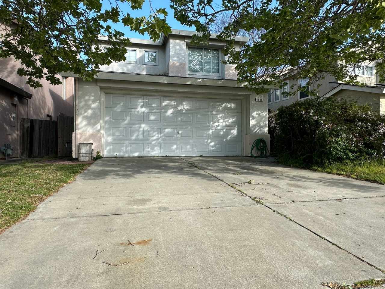 Lovely 3 Bed, 2.5 Bath in Oakley with no rear neighbors!