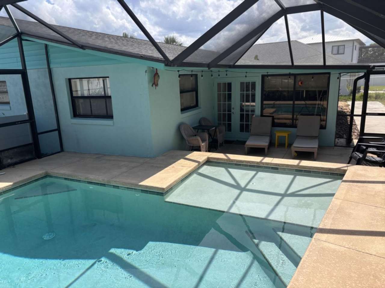 Vacation Rental Amazing Pet Friendly 3 Bed House with a Heated Pool