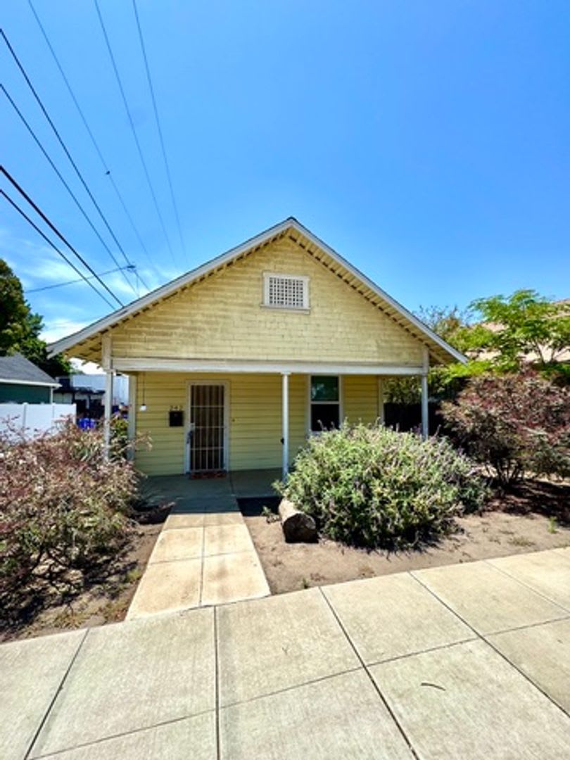 Welcome Home to Upland – The City of Gracious Living!