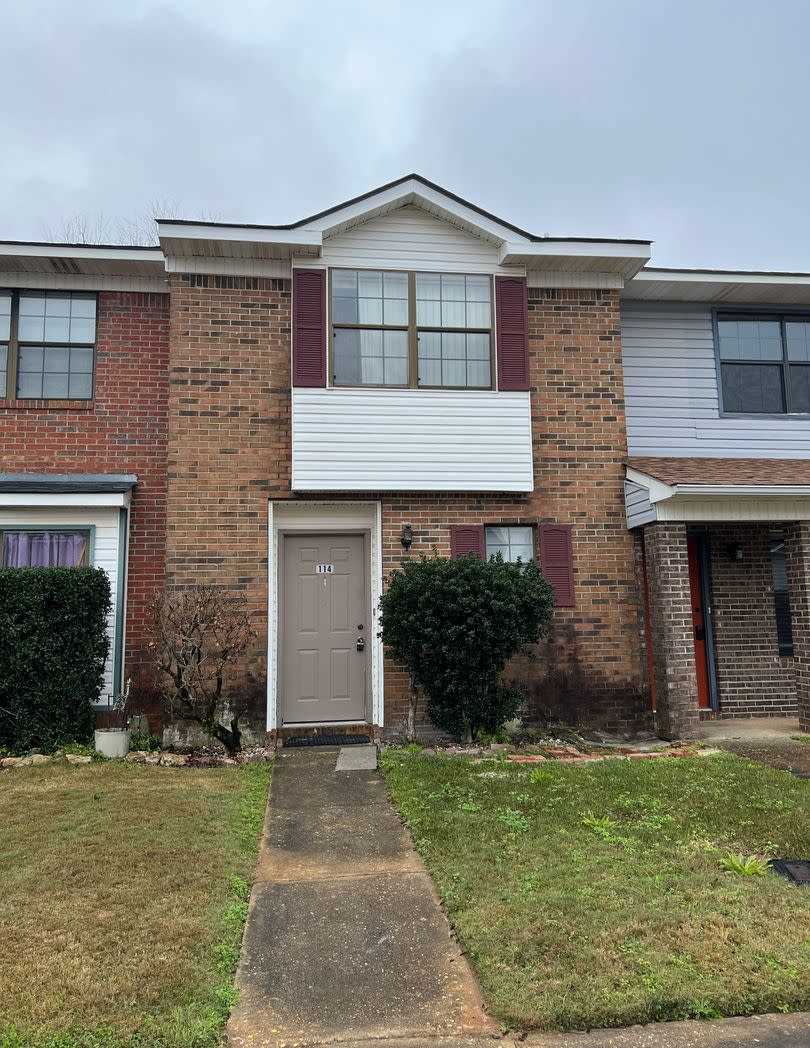 Available Now- 114 Brian Court (Daleville)- Move-in Special 1/2 off the first Month rent