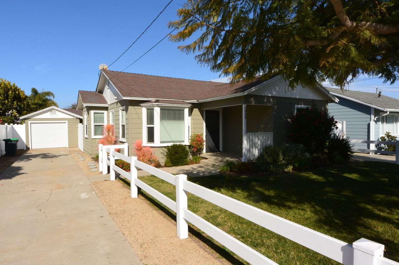 Charming 2 BD + Office, 1 BA Single Family Home, Eastside Costa Mesa