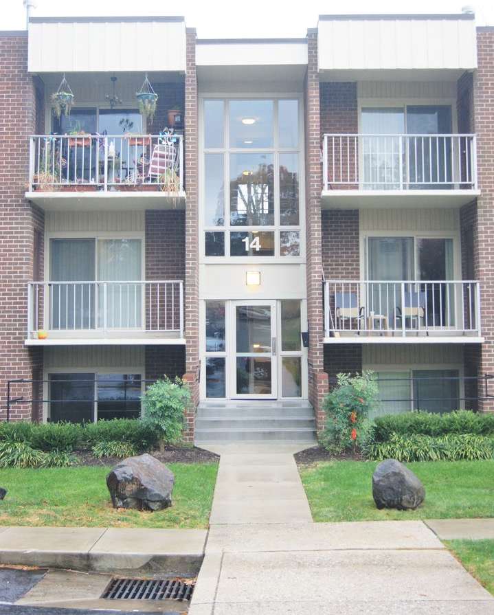 Charming 2 Bedroom Condo in Gwynn Oak!