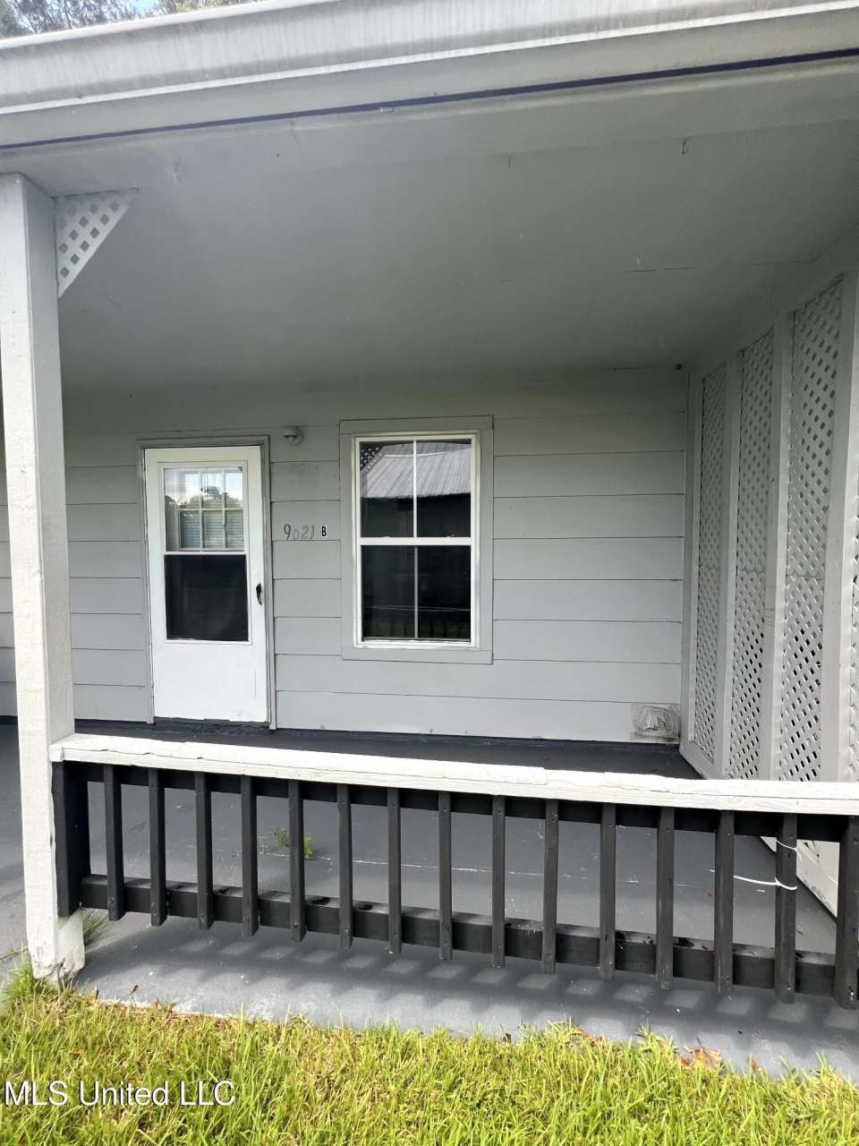 9621 Smith Avenue lot: B