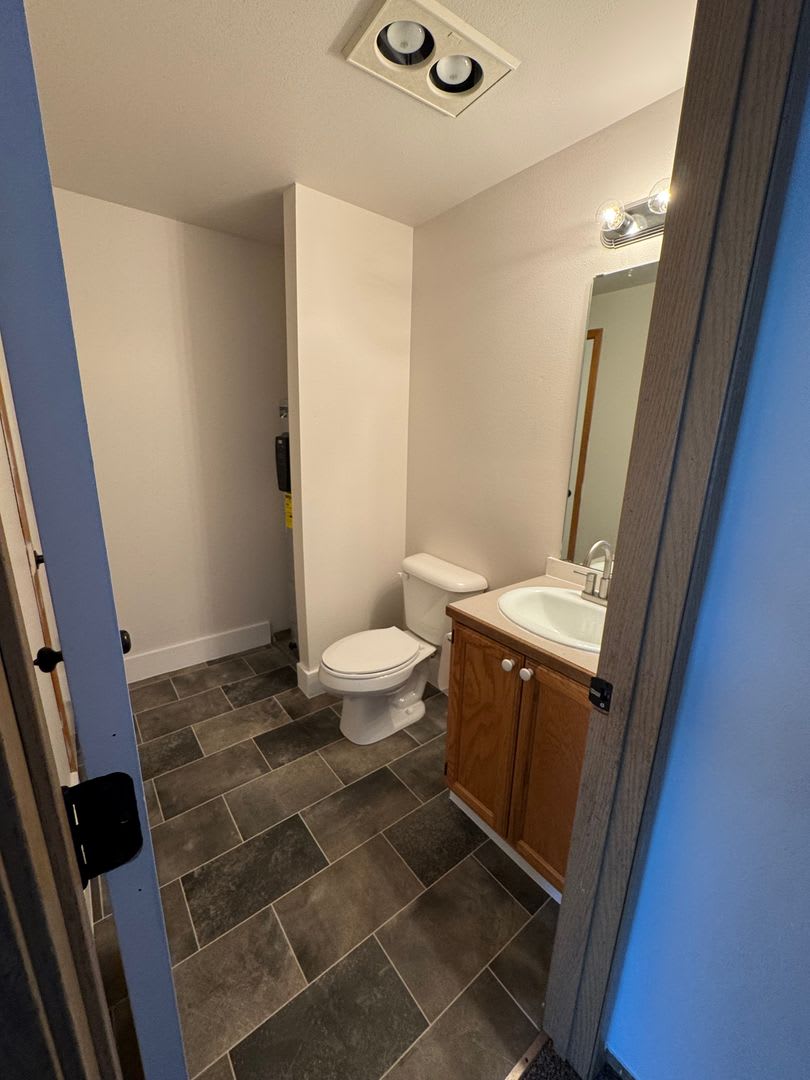 Townhouse Apartment in SW Redmond