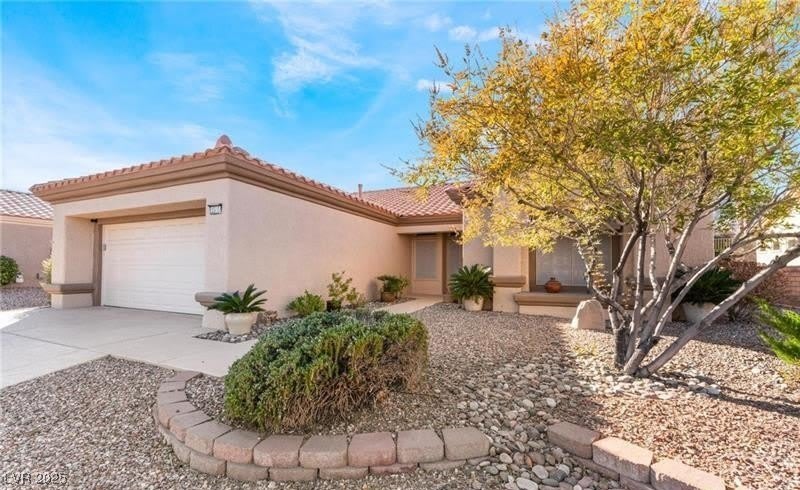 2505 Indigo Valley Street