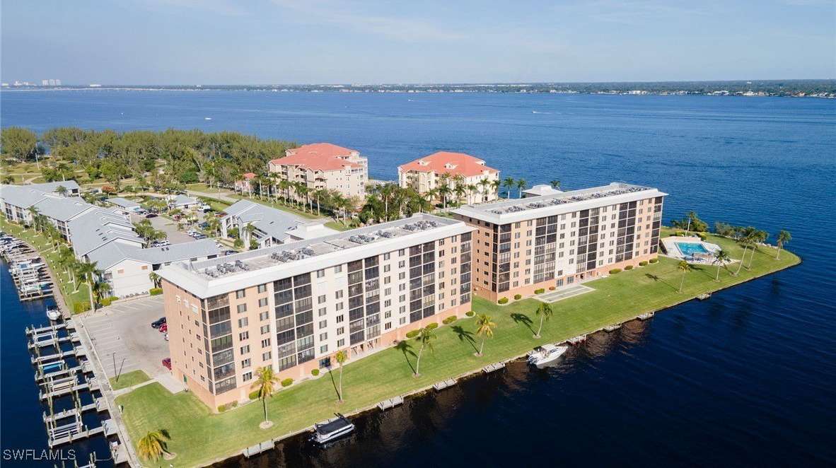 4260 SE 20th Place unit: 4260