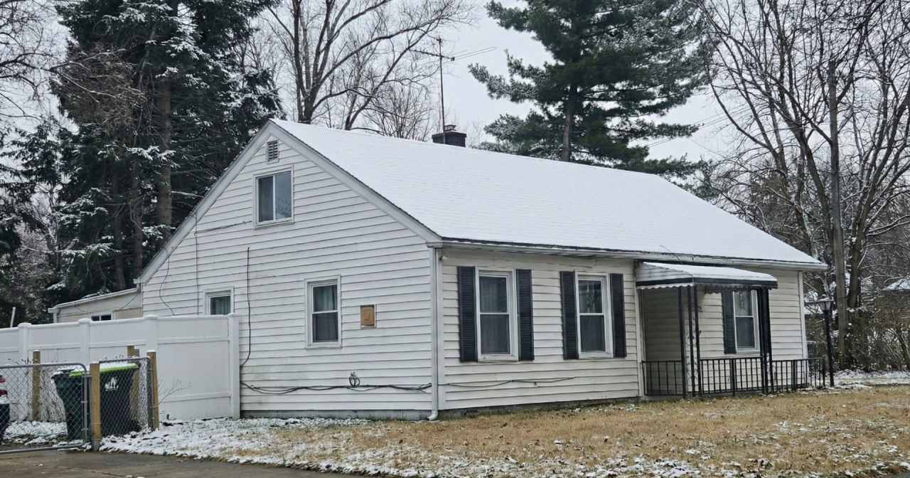 Turn-Key Ranch in Oak Park!