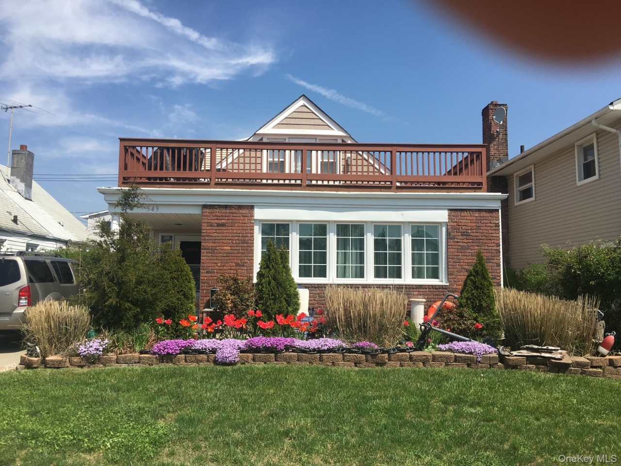 549 East Park Avenue