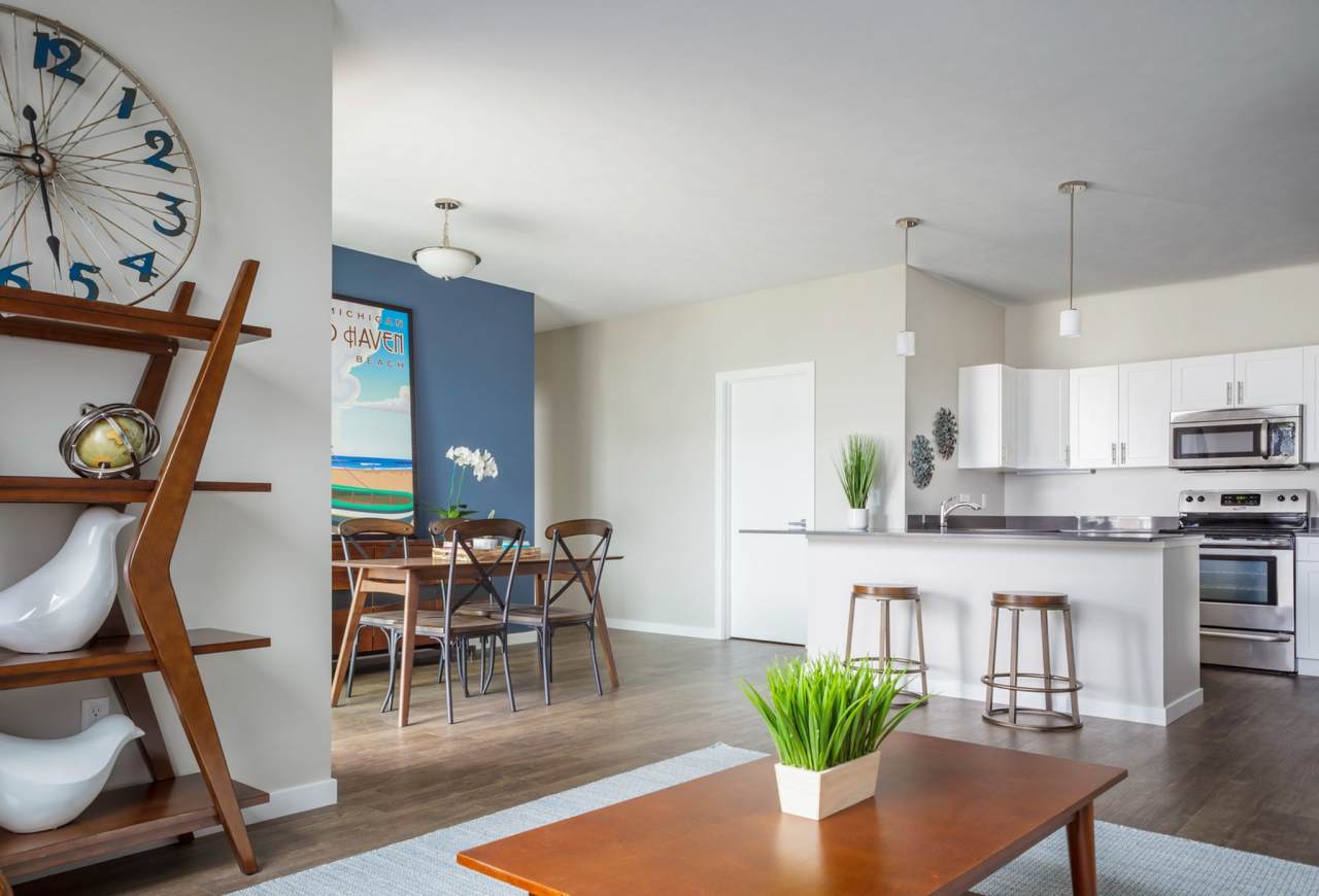 Piper Lakes Apartment Homes