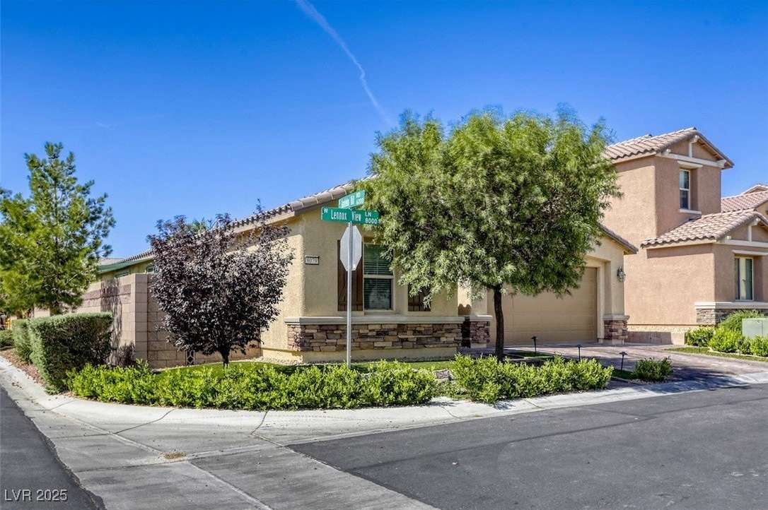 8079 Lennox View Lane