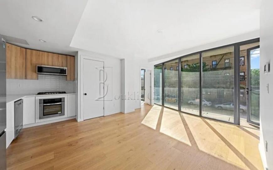 30-18 14th Street