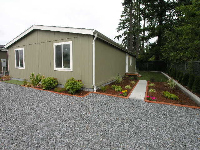 Evergreen Place Condominiums!! 2327 108th St E !!