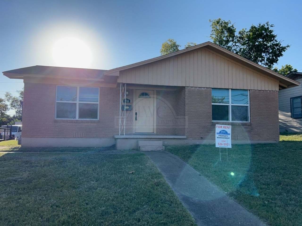 **2-Weeks Free Rent**808 Florence Road, Killeen