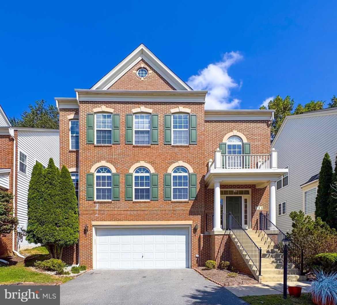 198 HIDDEN FOREST Court