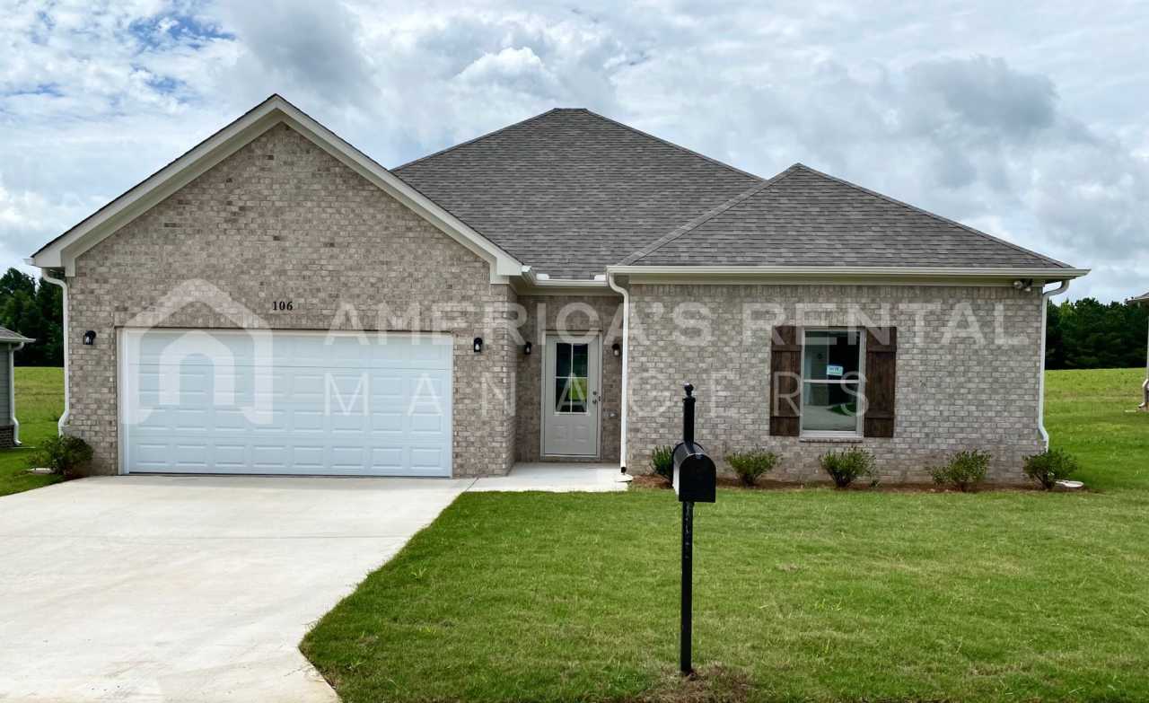 Home for Rent in Clanton, AL! Available to View Now!!!
