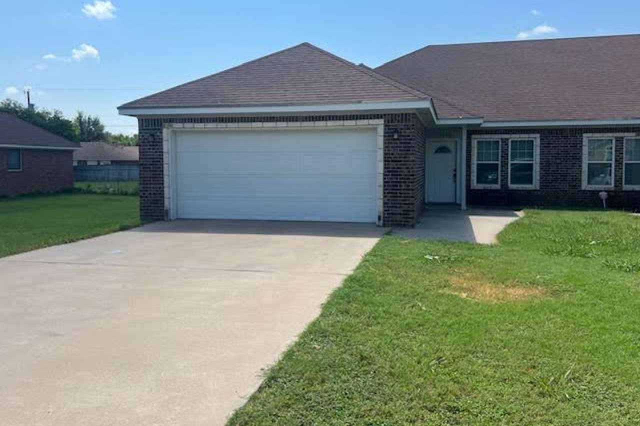 195 Ashland Dr. Unit A