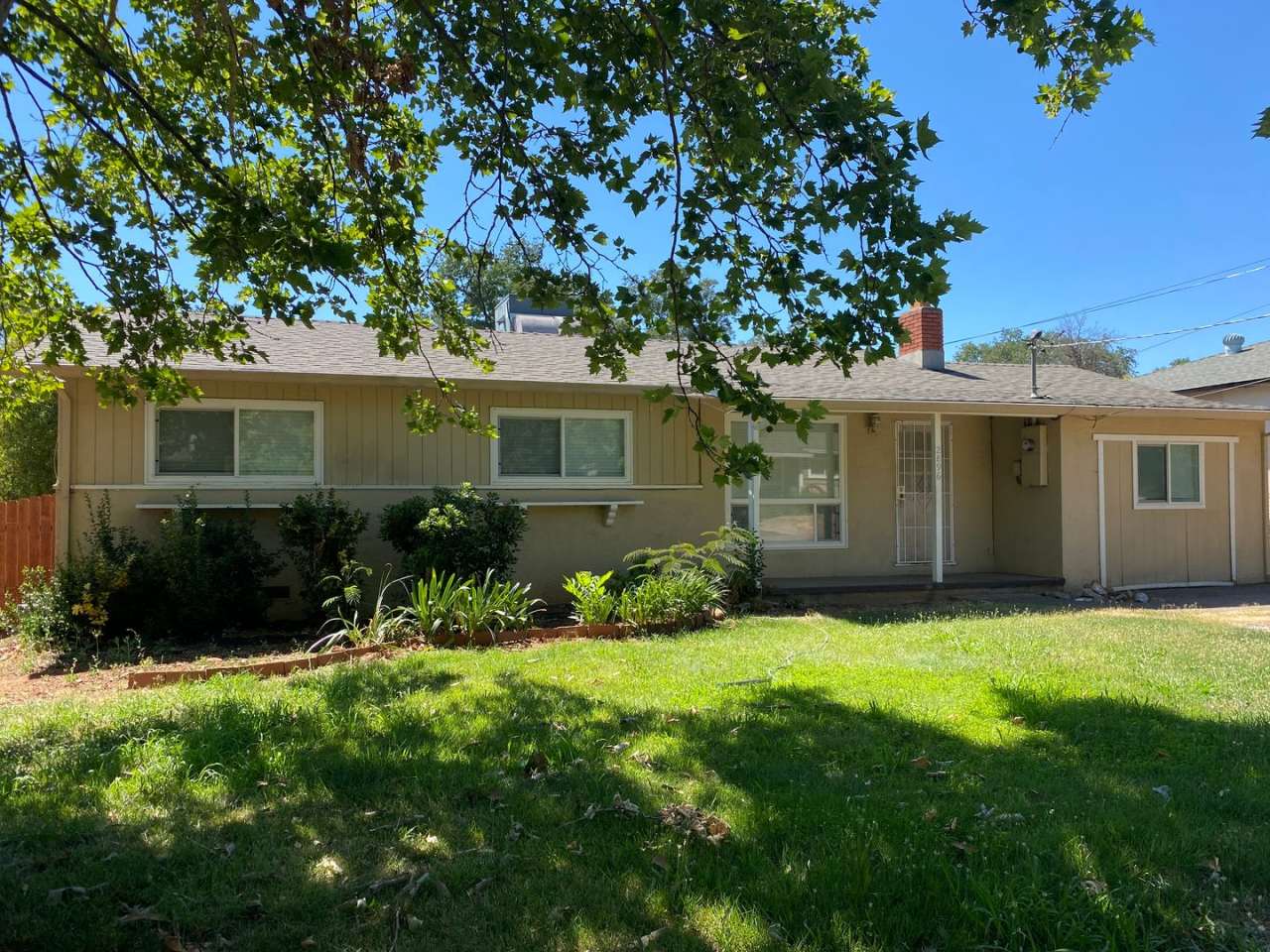Spacious Home w/ Pool in East Redding!!