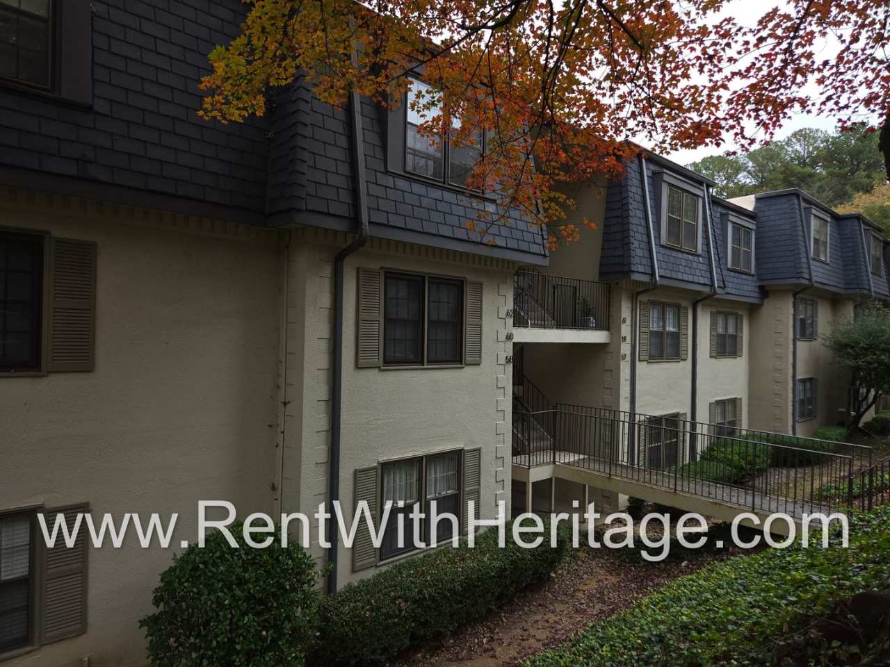 Gorgeous 2 bd/ 2bath Buckhead Condo/ Meticulous Clean With All The Upgrades / Golf/ Swim / Tennis