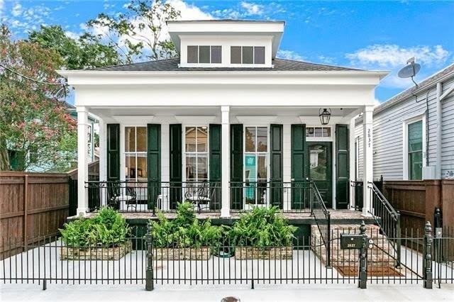2837 PONCE DE LEON Street